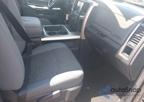 2018 Ram 1500 Big Horn 4X4 5'7 Box z USA, uszkodzony, nr VIN 3C6RR7LT5JG135832